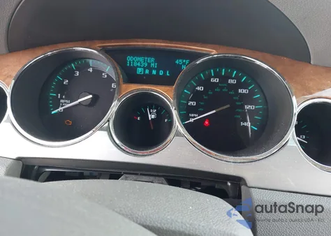 2011 Buick Enclave 1Xl z USA, uszkodzony, nr VIN 5GAKRBED0BJ393017